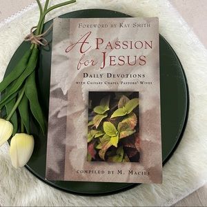 CalvaryChapel Pastor’s Wives “A Passion For Jesus” DevotionalPaperback